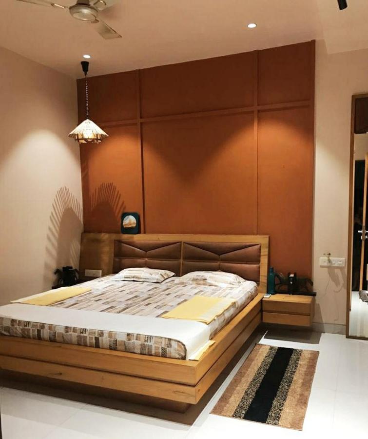 Entire Craftsman House With 2 Bedrooms Kitchen And More Rāipur 外观 照片