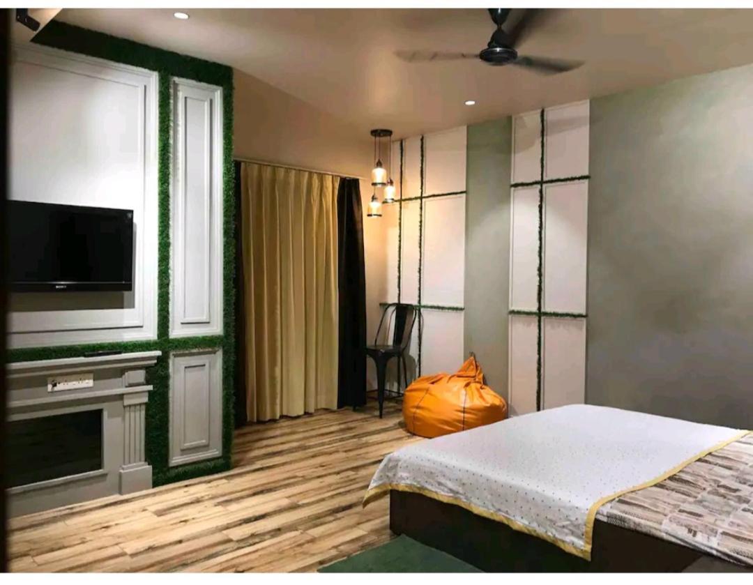 Entire Craftsman House With 2 Bedrooms Kitchen And More Rāipur 外观 照片